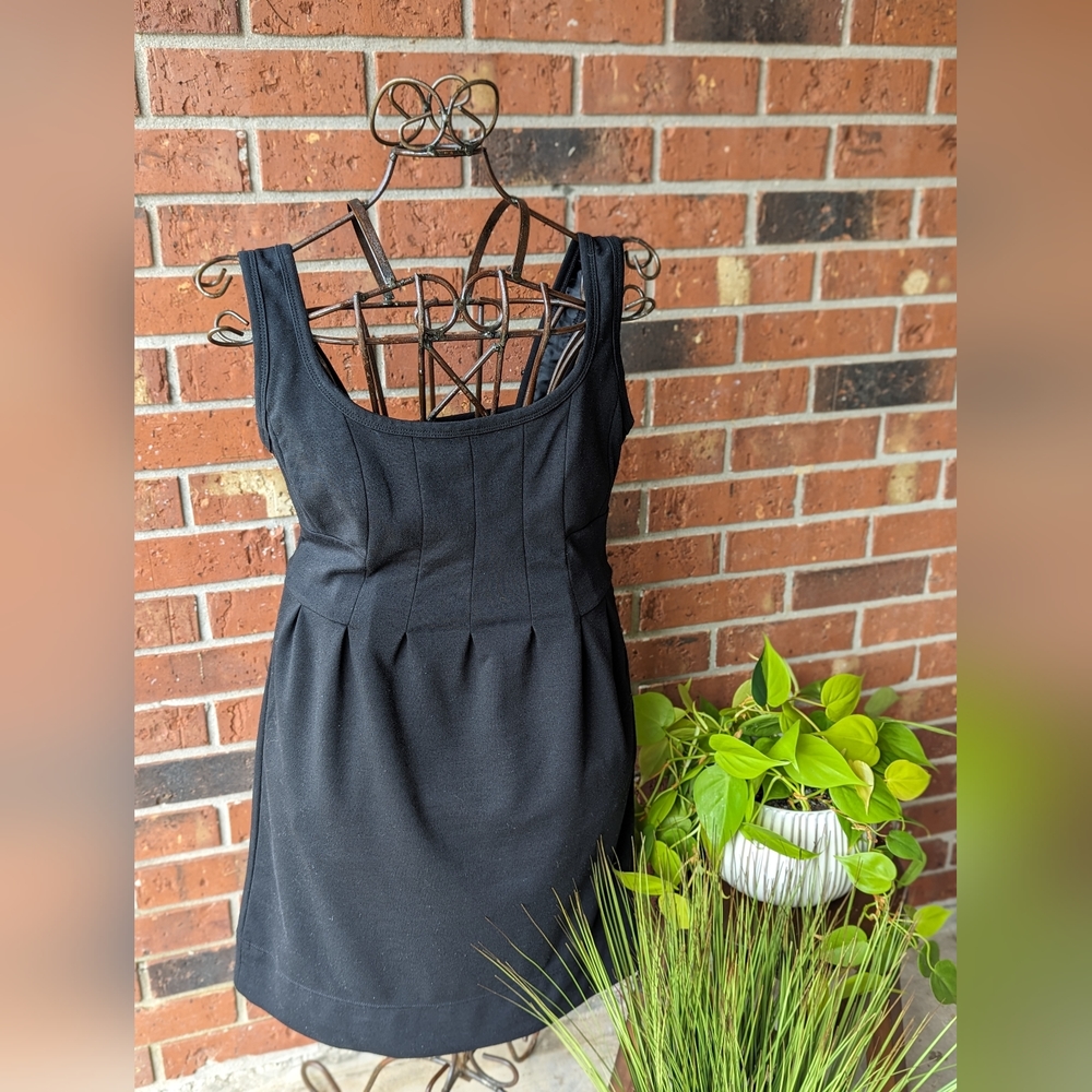 Banana Republic Sleeveless Cinched Waist Dress